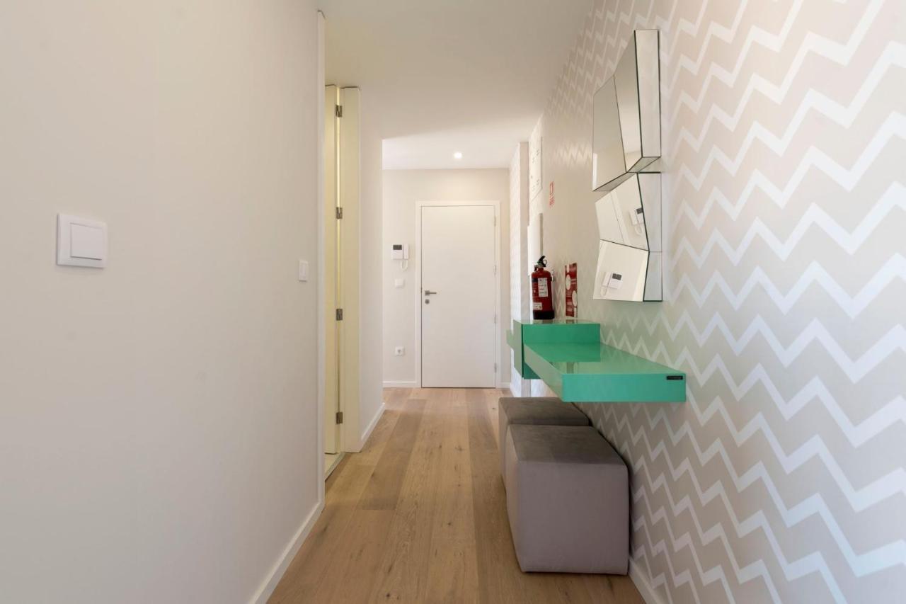 Lovelystay - Trindade Cozy Apartment Porto Eksteriør billede