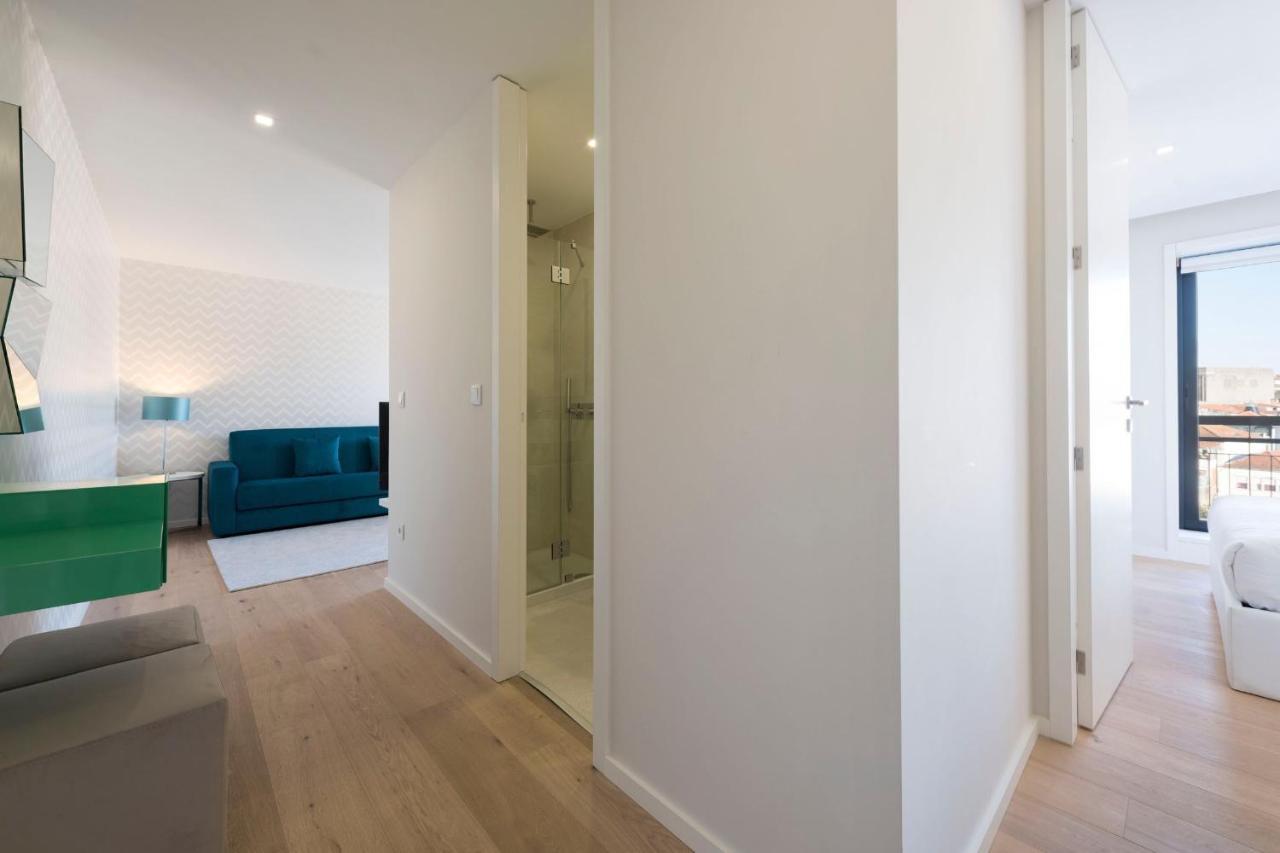 Lovelystay - Trindade Cozy Apartment Porto Eksteriør billede